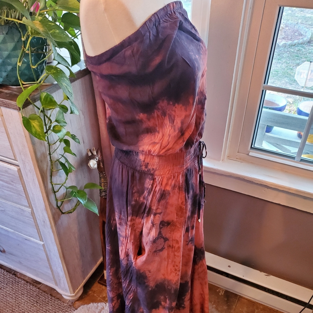 🎁Elan dress🎁 - Picture 2 of 4